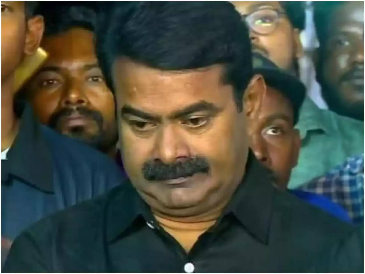 சீமானை விடுவிக்க முடியாது... உயர்நீதிமன்றம் மறுப்பு!