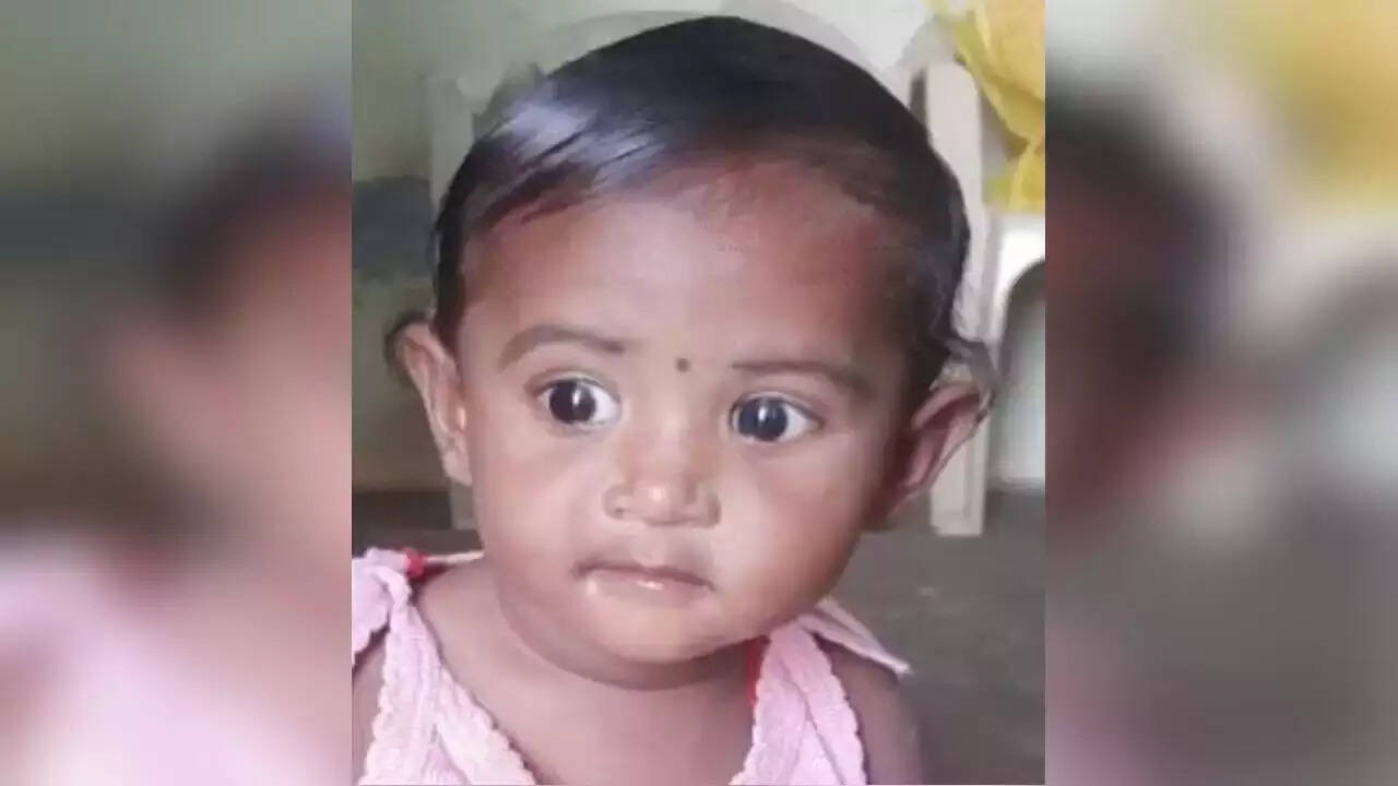 அதிர்ச்சி !! கார் மோதி ஒன்றரை வயது குழந்தை பலி!! கதறி துடித்த தாய்!!