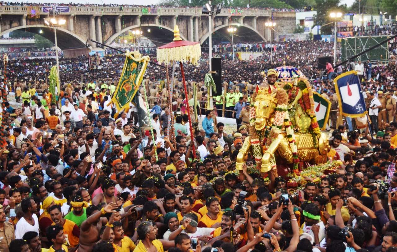 சித்திரை திருவிழாவில் சோகம்!! இளைஞர் உயிரிழப்பு!! பரபரக்கும் மதுரை!!