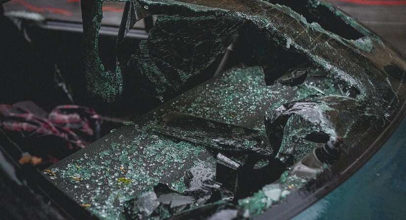 திருமண நிகழ்ச்சிக்கு சென்றபோது சோகம்.. வேன் கவிழ்ந்து 3 சிறுவர்கள் பலி !