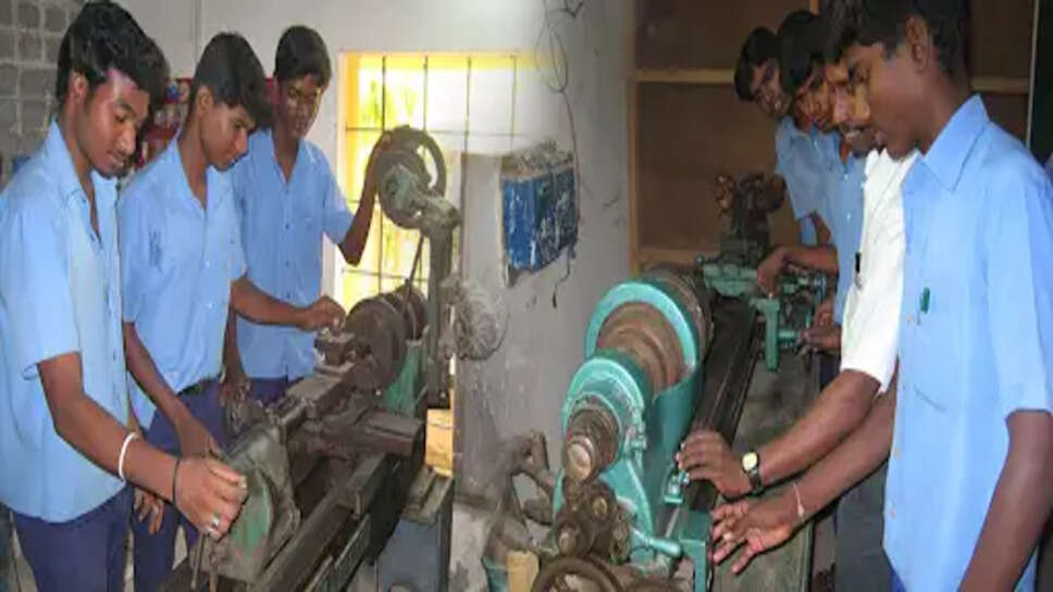 குட் நியூஸ்! ஐடிஐ மாணவர்களே ! உங்க காட்டில் மழை தான்!