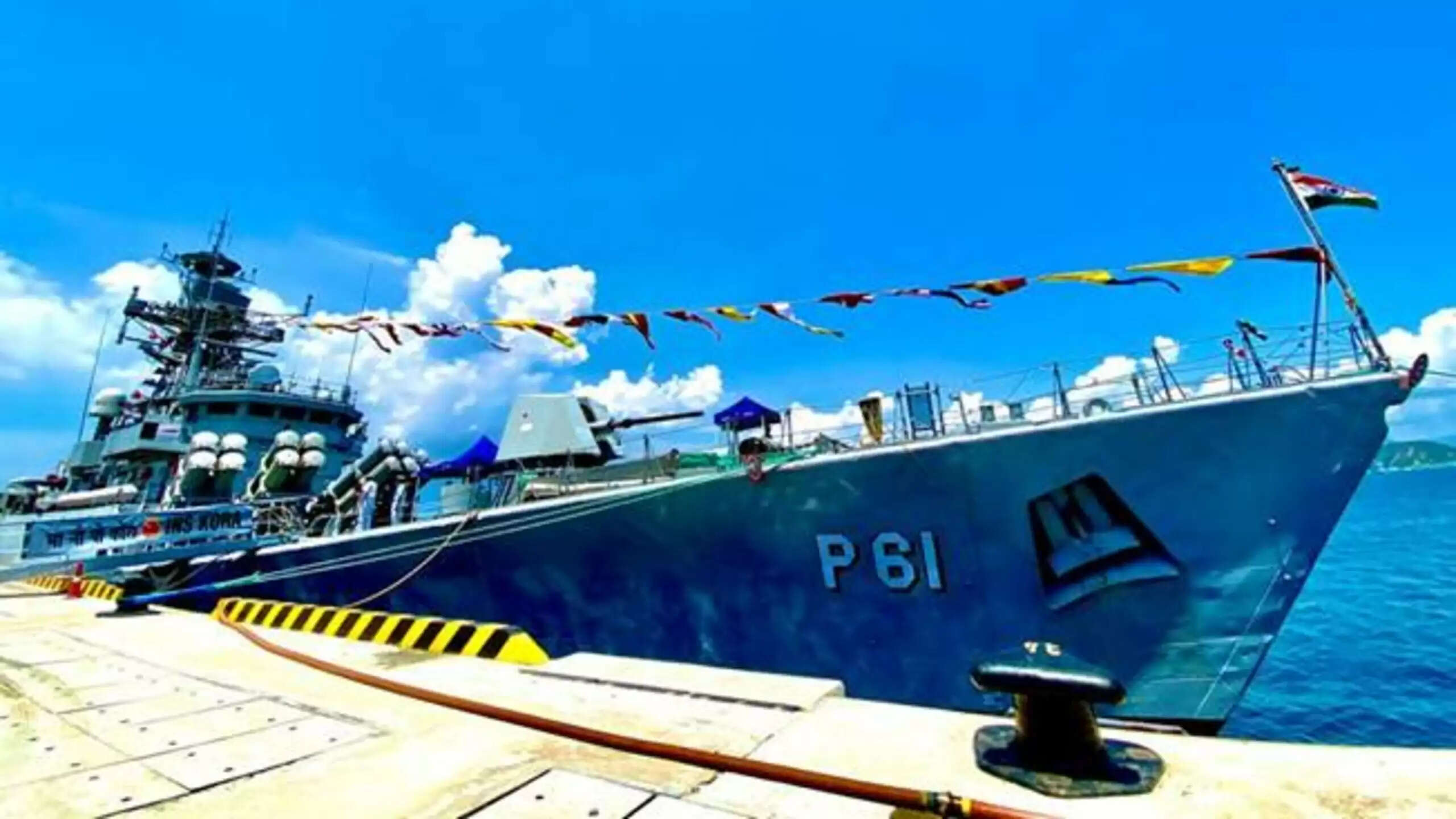 வியட்நாம் கடற்படையுடன் இந்திய கடற்படை கூட்டு பயிற்சியில் ஈடுபட்டது