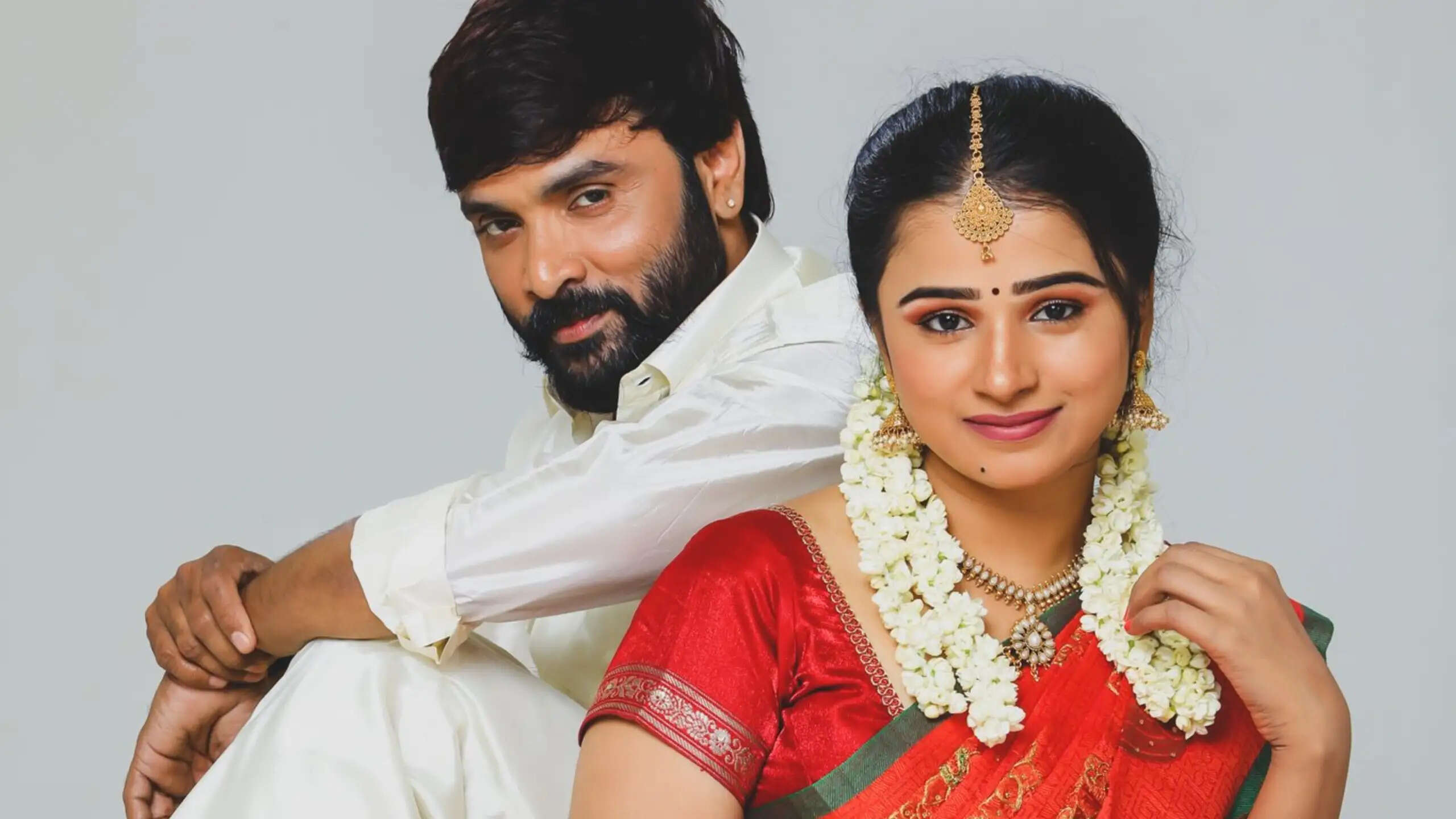 நடிகையை மணக்கிறார் கவிஞர் சினேகன்! கமல் முன்னிலையில் திருமணம்!