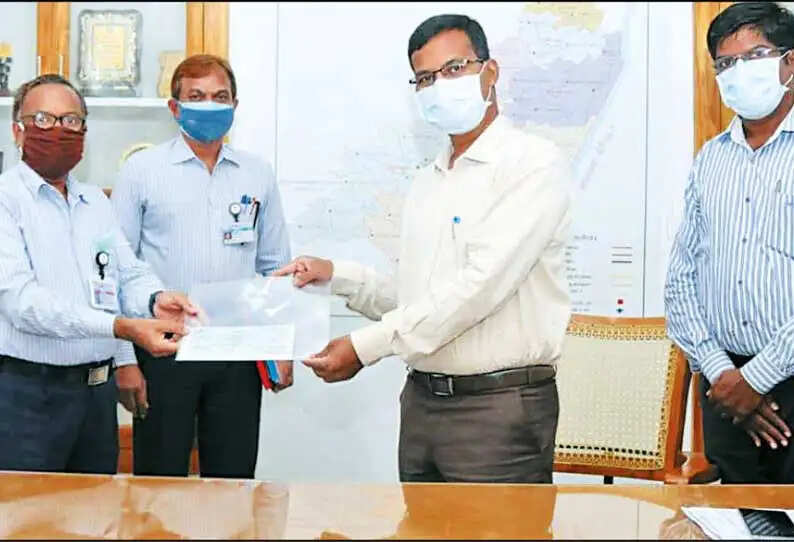 குவியும் பாராட்டுக்கள்! ஆக்சிஜன் செறிவூட்டிகளை வழங்கிய கல்பாக்கம் அணுமின் நிலையம்!