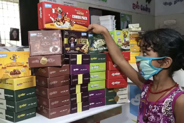 கலர் கலரா அசத்தல் ஆவின் ஸ்வீட்ஸ் அறிமுகம்!