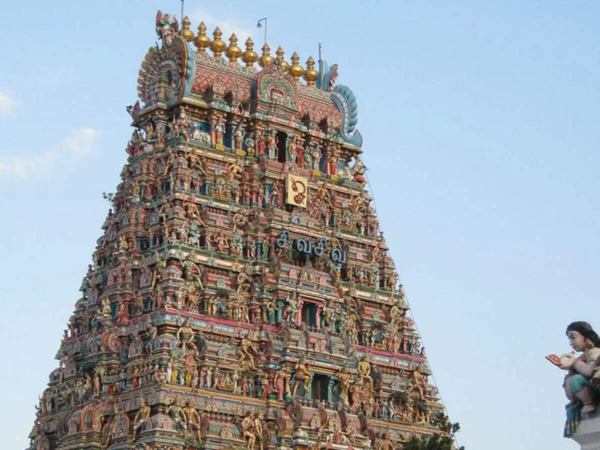 தமிழக முக்கிய ஆன்மிக தலயங்களில், இன்று தர்ப்பணம், தரிசனத்துக்கு தடை! பொதுமக்கள் அதிருப்தி!