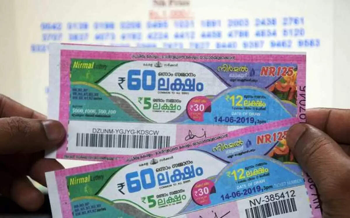 தமிழகத்தில் மீண்டும் லாட்டரி சீட்டுக்கள் விற்பனைக்கு?!