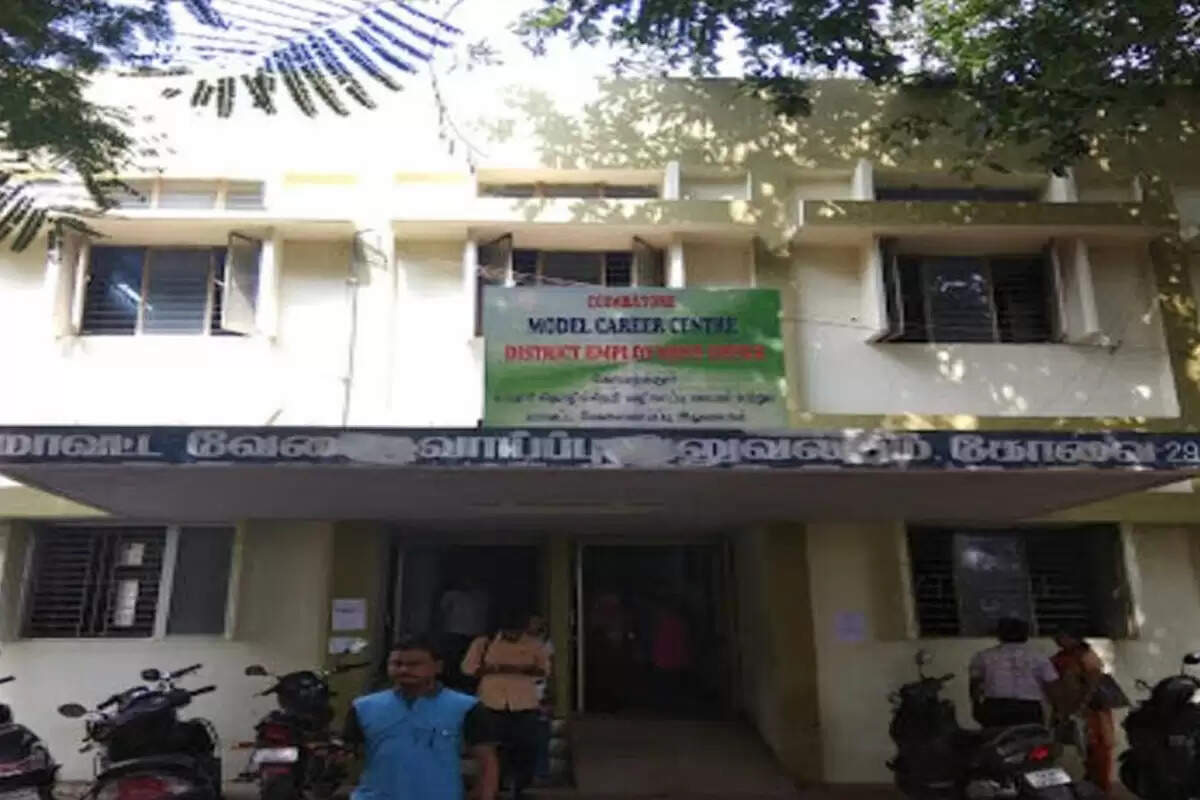 வேலைவாய்ப்பு மற்றும் தொழில்நெறி மையங்களில் பதிவை புதுப்பிக்காதவர்களுக்கு மேலும் 3 மாதங்கள் அவகாசம் நீட்டிப்பு!!…