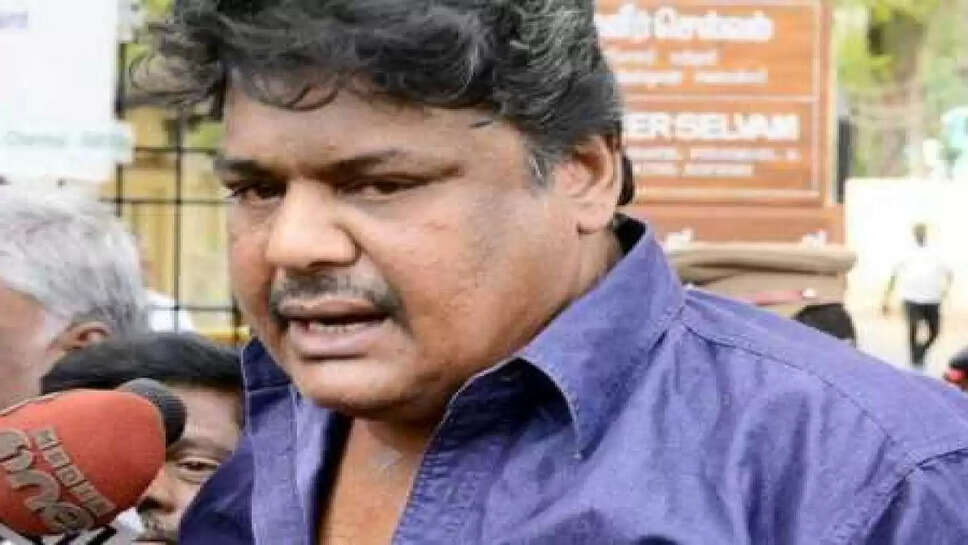 பிரபல நடிகையின் சொத்து அபகரிப்பு!! மன்சூர் அலிகான் மீது வழக்கு!!