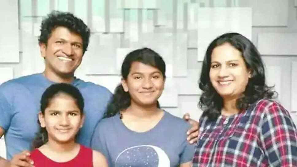 அவருடைய நினைவுகள் உயிர்ப்புடன் உள்ளது!! புனித் ராஜ்குமார் மனைவி உருக்கம்!!