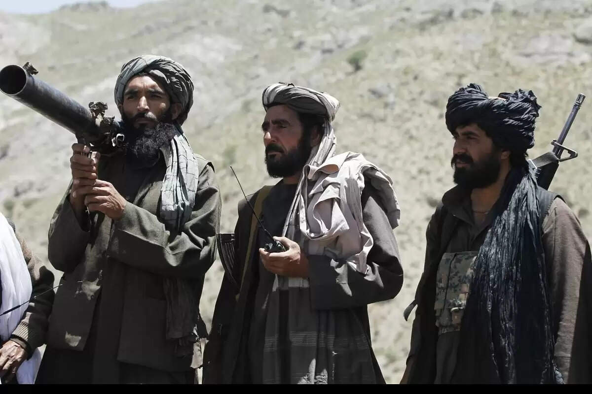 தாக்குதலுக்கு தயாராகும் தாலிபான்கள்! பதற்றத்தில் பாகிஸ்தான்!!