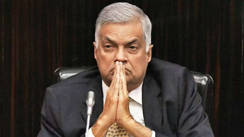 இலங்கையின் முன்னாள் பிரதமர் ரணில் விக்ரமசிங்க 9 வது முறையாக எம்.பி.யாக பதவியேற்றார்