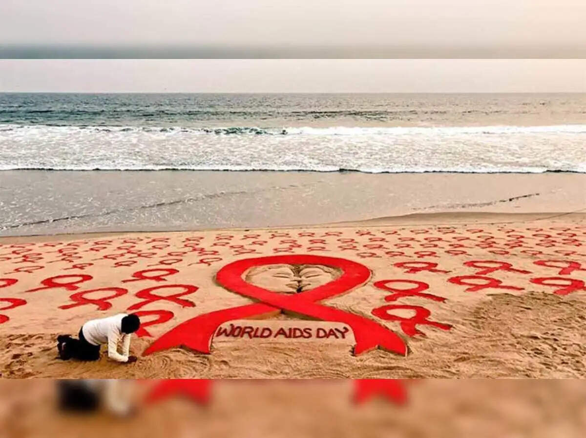 இன்று உலக எய்ட்ஸ் தினம் !! வைரலாகும் விழிப்புணர்வு மணற்சிற்பம்!!