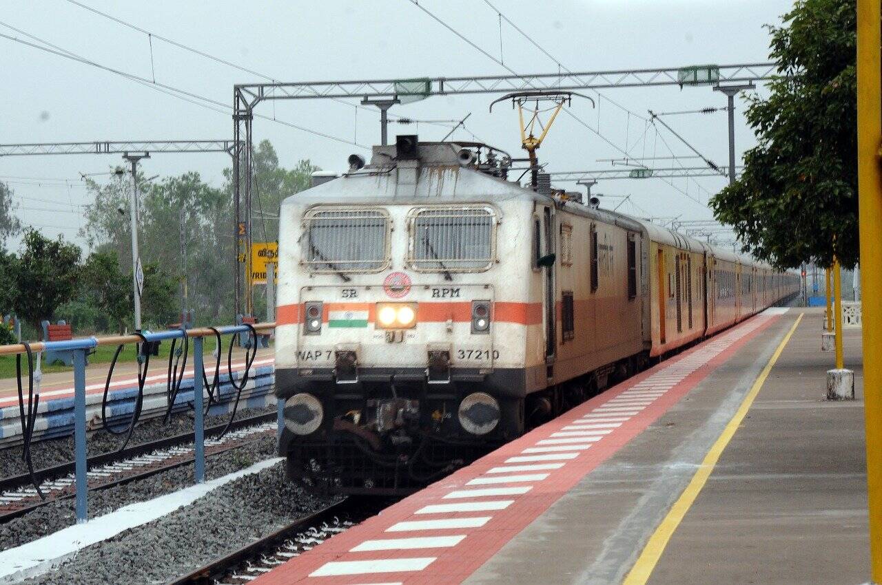 செங்கோட்டை, நாகர்கோவில் ரயில்களில் கூடுதல் பெட்டிகள் இணைப்பு... பயணிகள் வரவேற்பு!