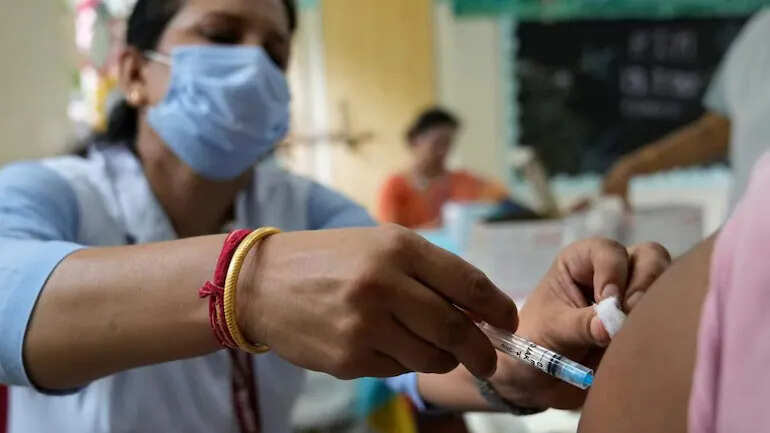 உஷார்!! ஒமிக்ரான் பாதிப்பு அதிகரிக்கும்!! WHO எச்சரிக்கை!!