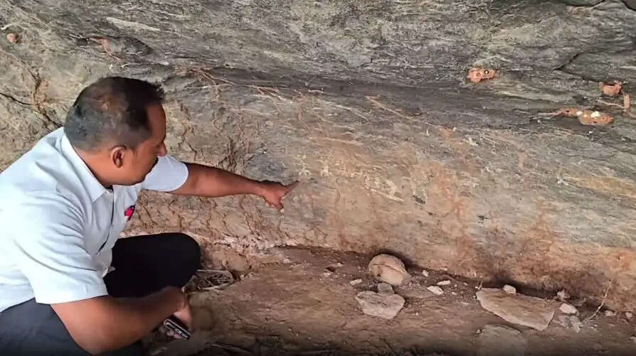 கீழடி ஆண்டிப்பட்டி பாறை ஓவியம் அகழ்வாராய்ச்சி