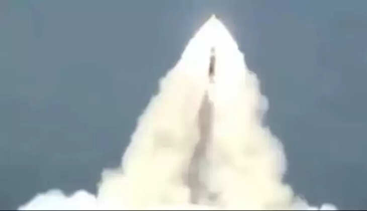 நீருக்கடியில் இருந்து ஏவுகணை