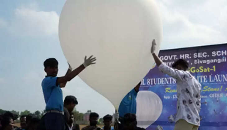 மாணவர்கள்