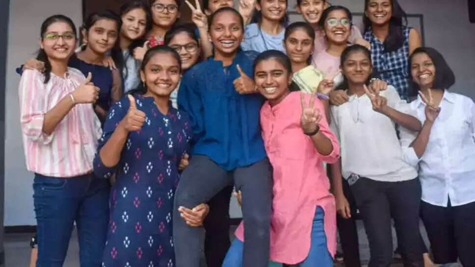 மாணவிகள்