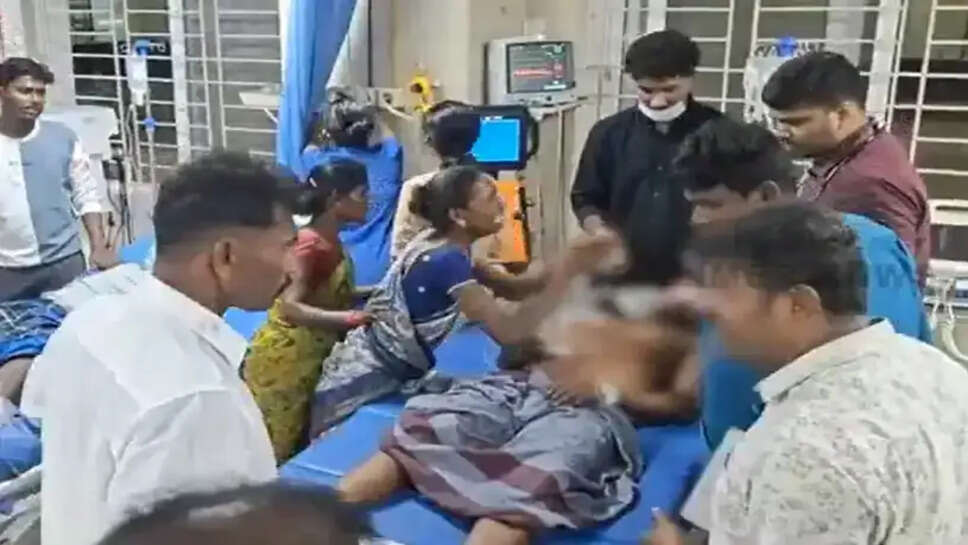 அடுத்தடுத்து 11 பேர் மீது காரை மோதிய பிரபல ரவுடி