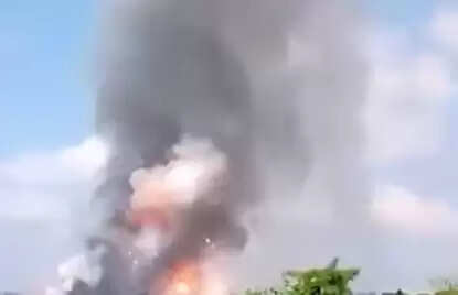 பட்டாசு குடோன்