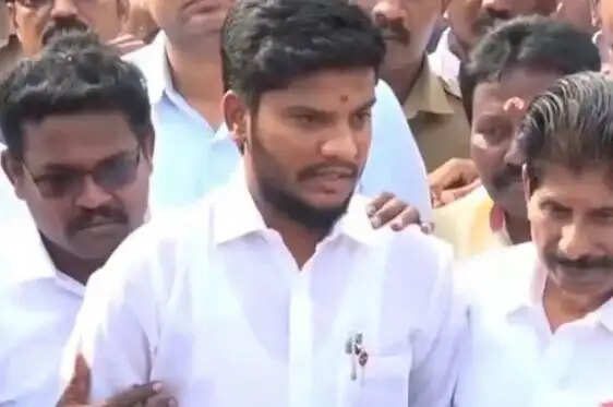 அமைச்சர் ரமேஷ்