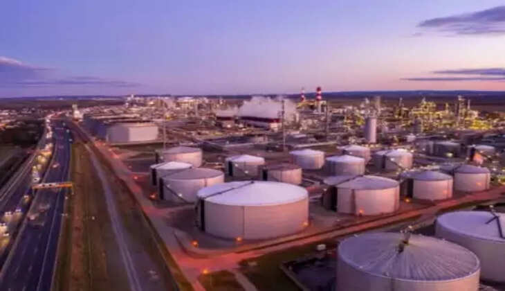 குட் நியூஸ்... கச்சா பெட்ரோலியத்தின் மீதான காற்றழுத்த வரி அதிரடி குறைப்பு.. உடனடியாக அமலுக்கு வந்தது!