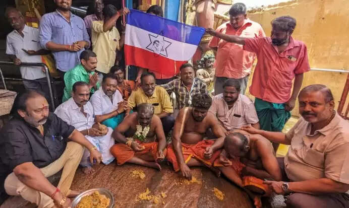 மண்சோறு