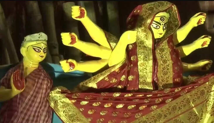 கொல்கத்தா துர்கா பூஜை புடவை