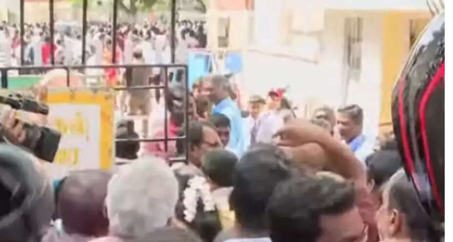 பெற்றோர்கள்