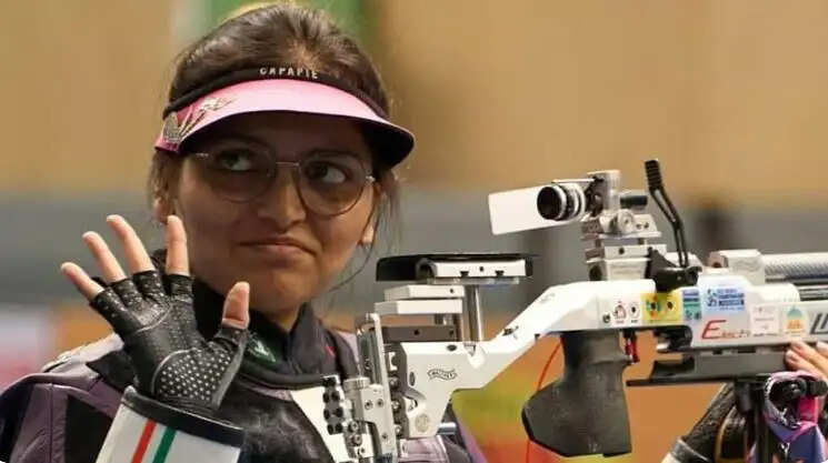 இளவேனில் வாலறிவன் சோனம் மஸ்கார் துப்பாக்கி