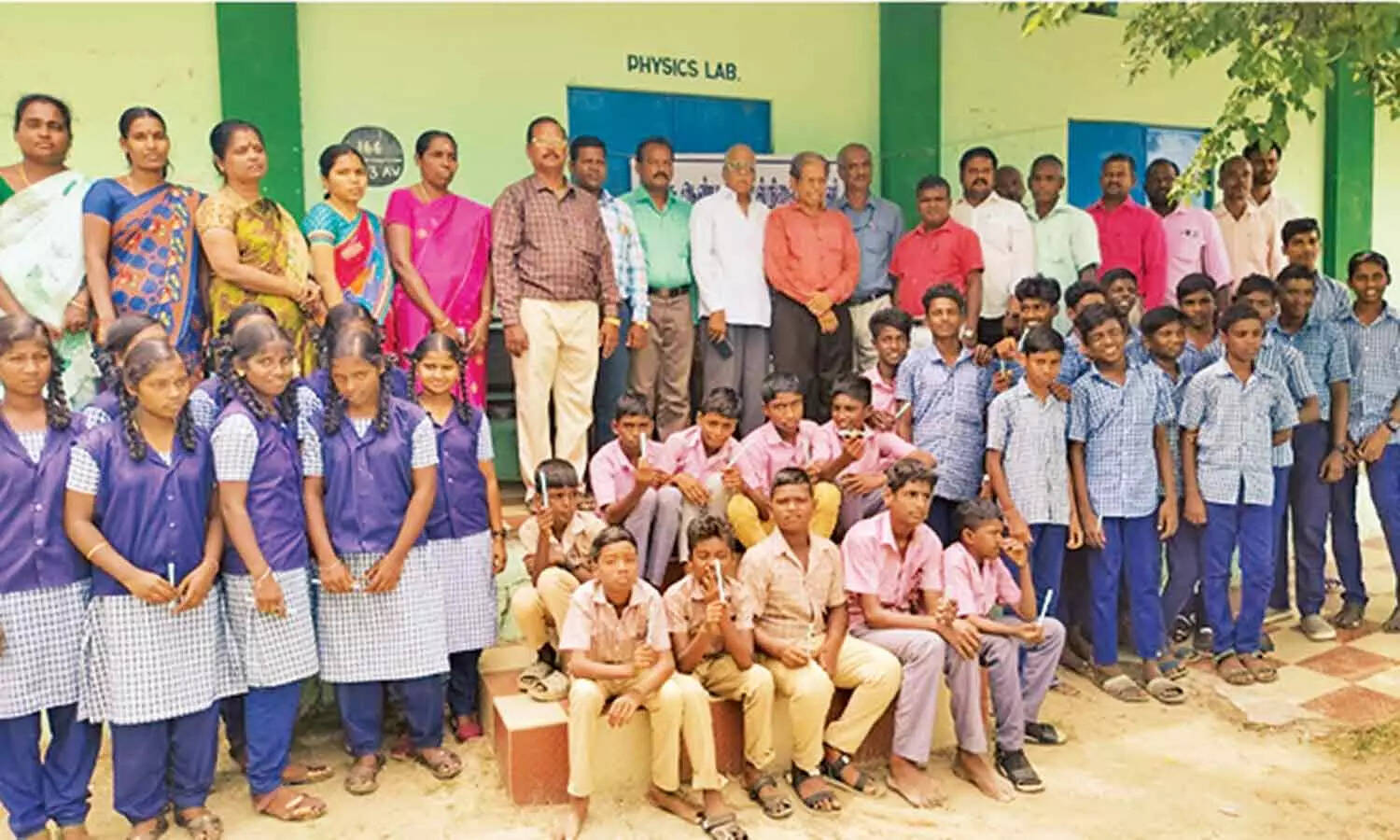 இலக்கிய மன்றம்