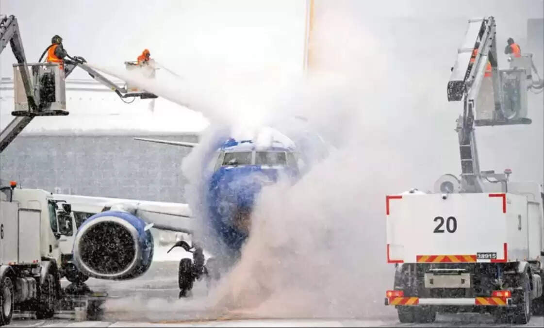 அமெரிக்கா பனிப்புயல் விமான நிலையம்