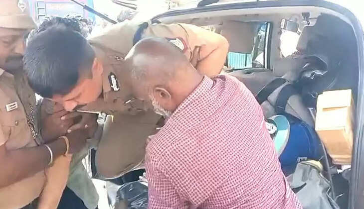 அப்பளம் போல் நொறுங்கிய கார்