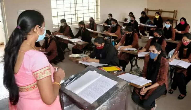 36,000 ஆசிரியர்கள் பணி நீக்கம்; உயர் நீதிமன்றம் அதிரடி உத்தரவு!