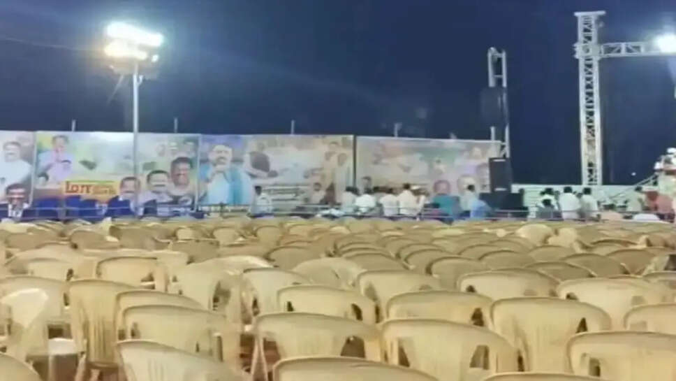 பாஜக காலி சேர்கள் சேர்