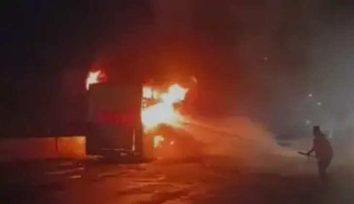 குஜராத் பேருந்து தீ விபத்து