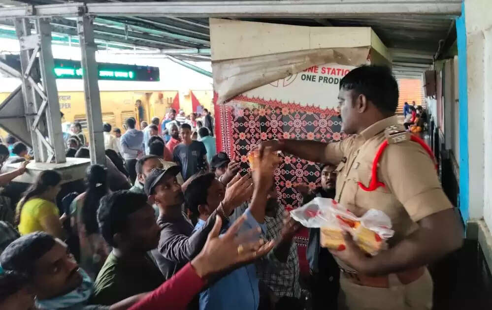 ரயில் உணவு