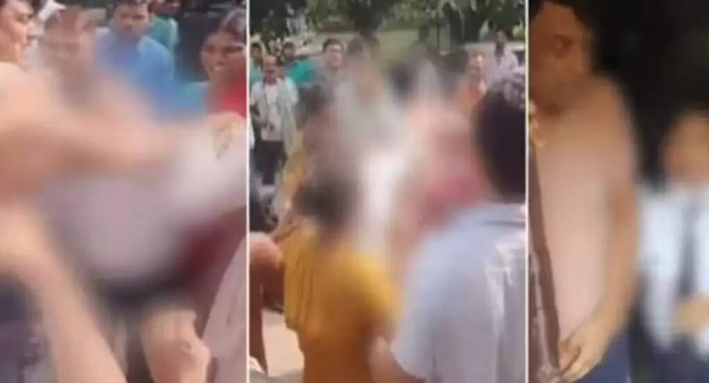 டெல்லி சிறுமி சித்ரவதை