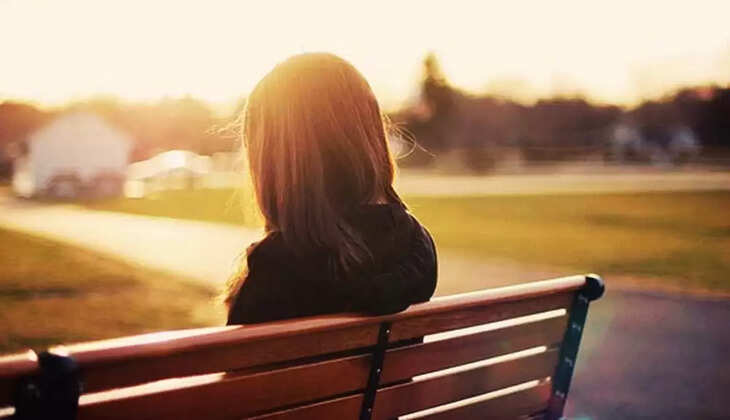 one side love காதல் தோல்வி இளம்பெண் மாணவி அதிகாலை தனிமை மன அழுத்தம்