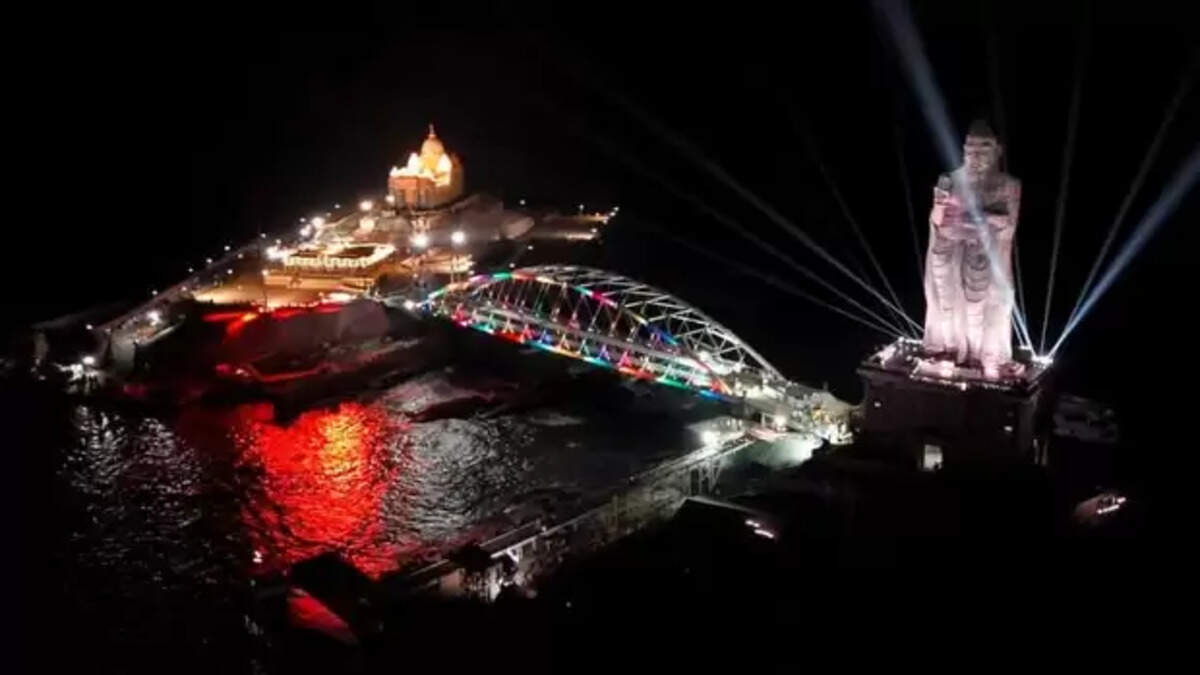 திருவள்ளுவர் சிலை