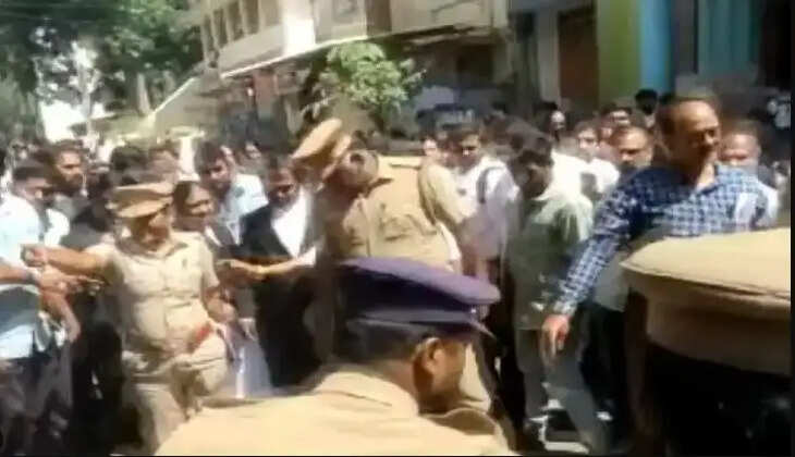 போலீசார் கைது கள்ளக்காதல் கொலை