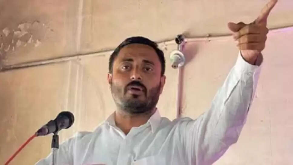 எம்.எல்.ஏ. 