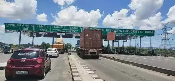 வாகன ஓட்டிகள் அதிர்ச்சி... ஜூன் 12 முதல் தஞ்சை விக்கிரவாண்டி சாலையில் &nbsp;புதிய சுங்கச்சாவடி! &nbsp;