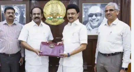 வாட்ஸ் அப்பில் பட்ஜெட்