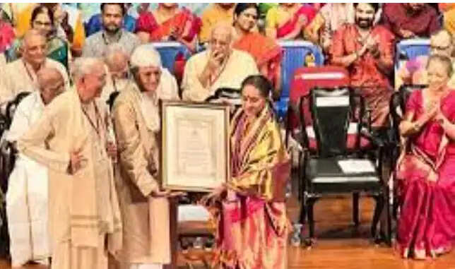 பாம்பே ஜெயஸ்ரீ