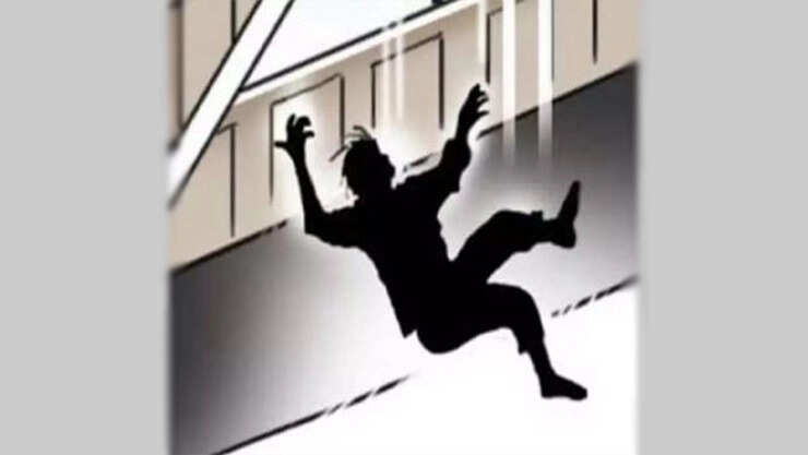 குதித்து தற்கொலை