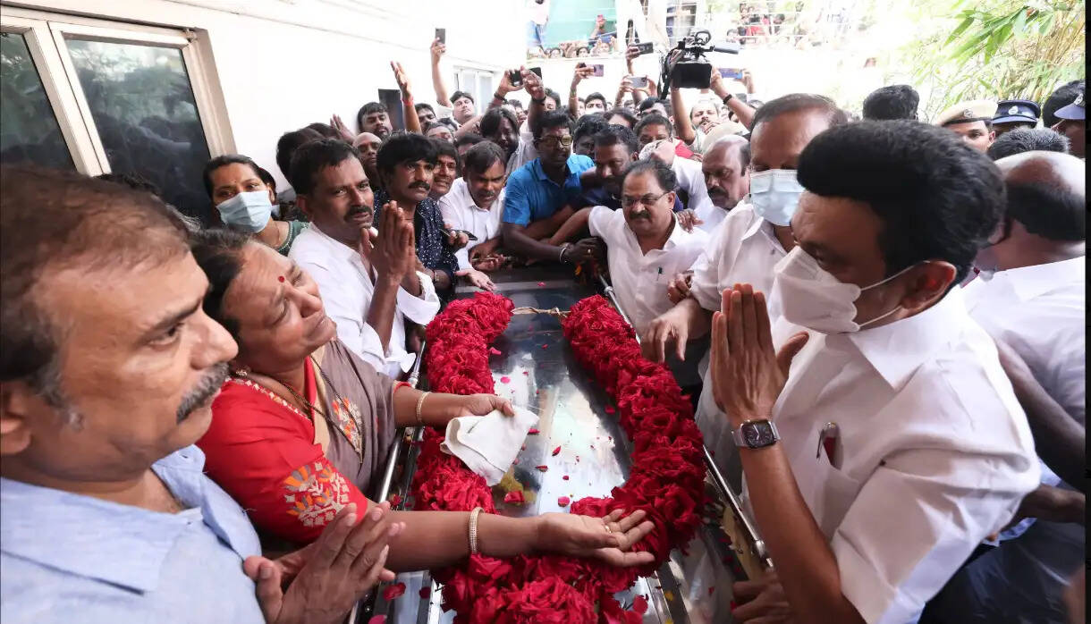 ஸ்டாலின் பிரேமலதா