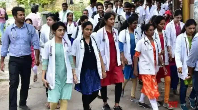 மருத்துவர்கள் மருத்துவர் டாக்டர்