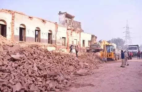 அதிர்ச்சி... நாசமான 2,200 கடைகள், 800 வீடுகள்... பழிதீர்த்த அயோத்தி மக்கள்!